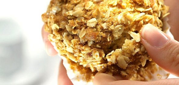 Маффины с яблоком, специями и овсянкой