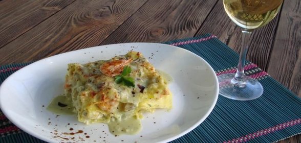 Лазанья с морепродуктами (рыба зубатка, креветки и гребешки)