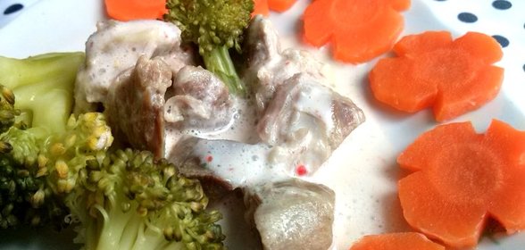 Курица с брокколи в сливочном соусе