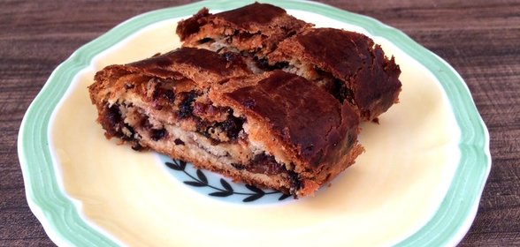 Рулет с сухофруктами