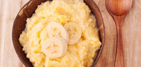 Кукурузная каша с бананом