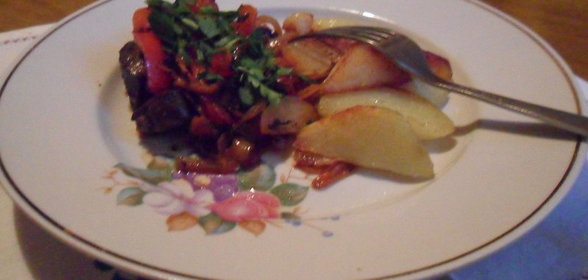 Тжвжик из говяжьей печени с картофелем