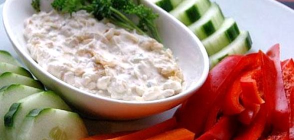 Соус из голубого сыра и шалота