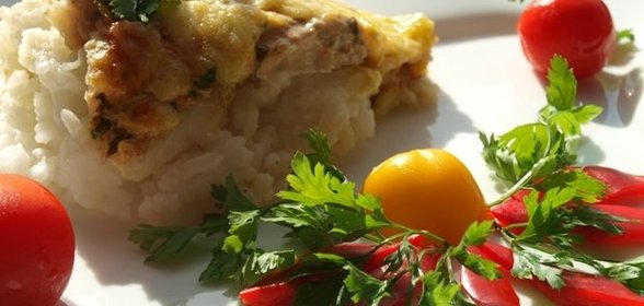 Рисовая запеканка с рыбой