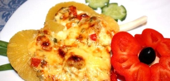 Куриные грудки с ананасом
