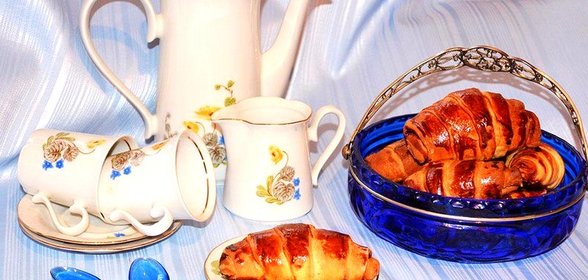 Рулетики с вишней