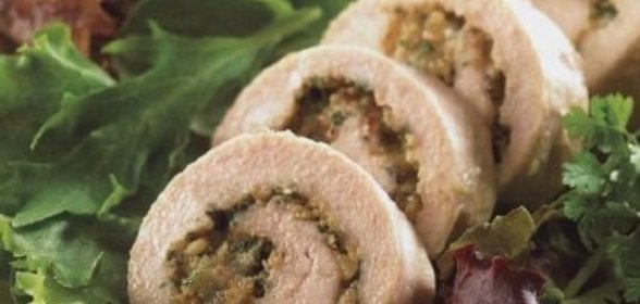 Куриные рулеты, фаршированные орехами
