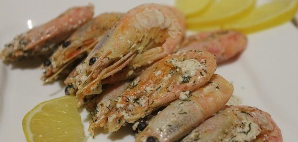 Креветки вареные в кефире