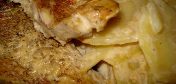 Гратен из картофеля и рыбы