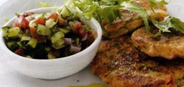 Фасоль с маслом и яйцами
