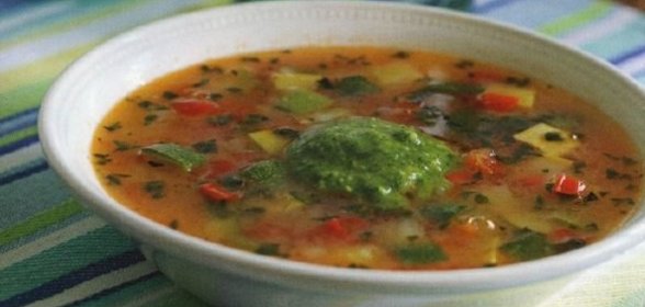 Пельмени тушеные с овощами