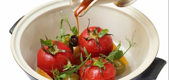 Тажин с помидорами, фаршированными ягнятиной