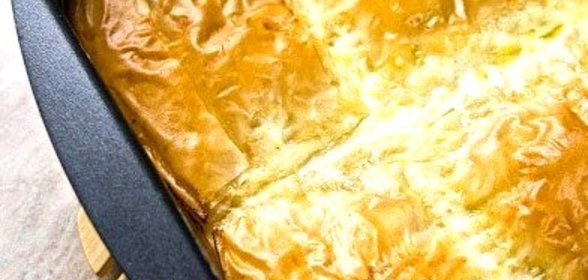 Яблочный пирог из теста фило с орехами