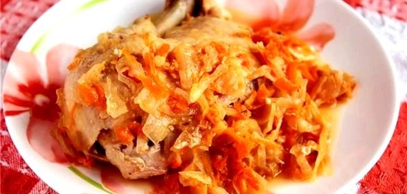 Курица с квашеной капустой