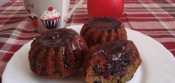 Смородино-вишневые кексы