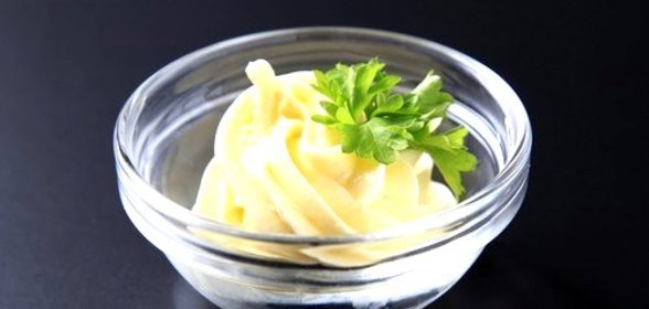 Масло с чесноком