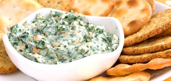 Зеленый майонез со свежими травами