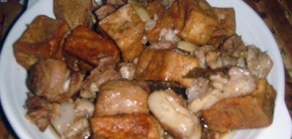 Жареная свинина с тофу