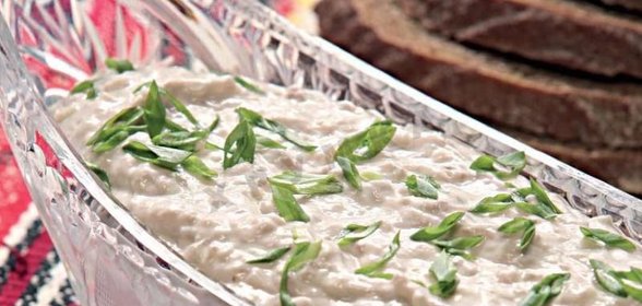 Закуска из селедки с луком
