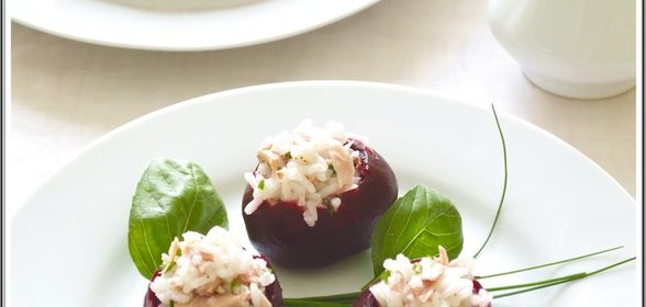 Закуска из свеклы с рисом и тунцом. (2 варианта подачи)
