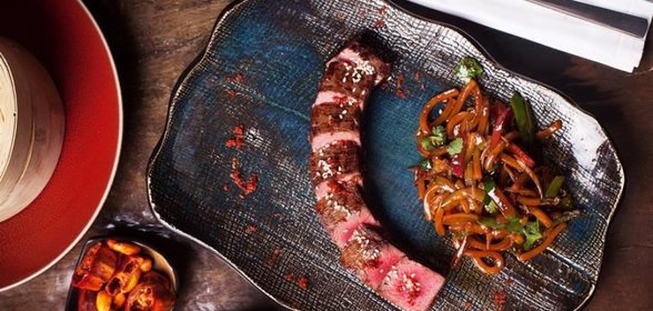 Маринованный тунец с лапшой удон