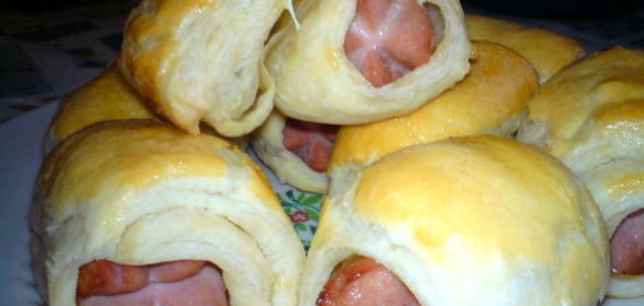 Сосиски в слоёном тесте