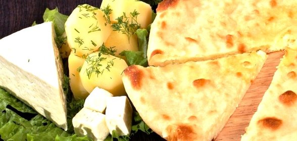 Осетинский пирог с сыром и картофелем