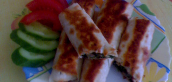 бутерброды(всё что есть под рукой)