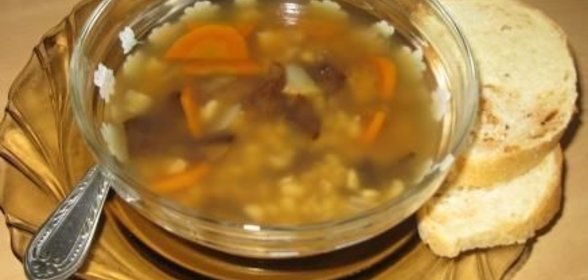 Грибной суп из сушеных грибов с перловкой