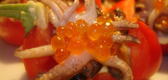 Закуска Лодочки из перца с морепродуктами