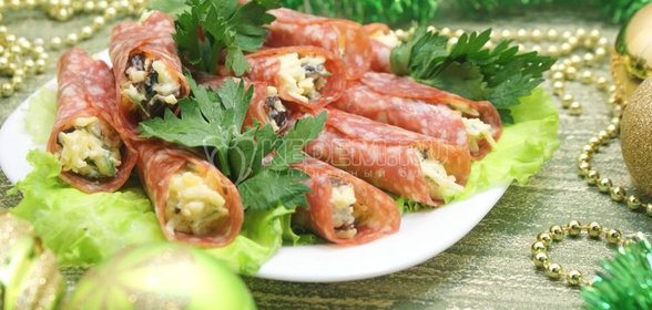 Рулетики салями с начинкой