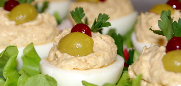 Фаршированные яйца