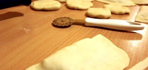 Тесто для чебуреков в хлебопечке