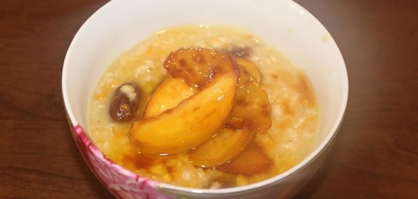 Овсяная каша с нектаринами