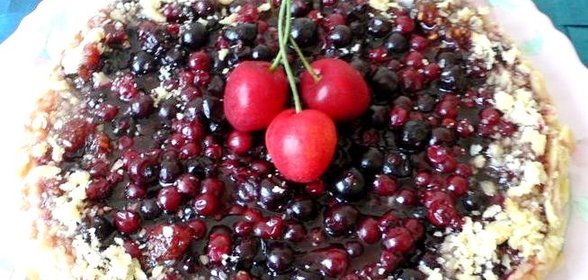 Крамбл со смородиной