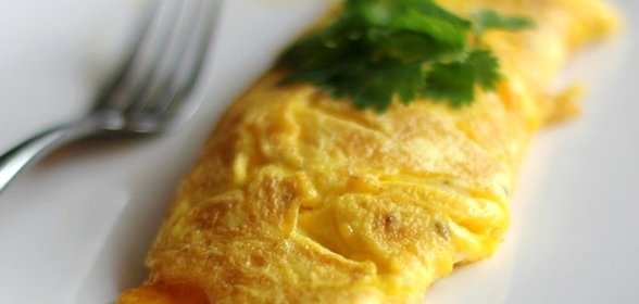 Омлет с молоком и сыром