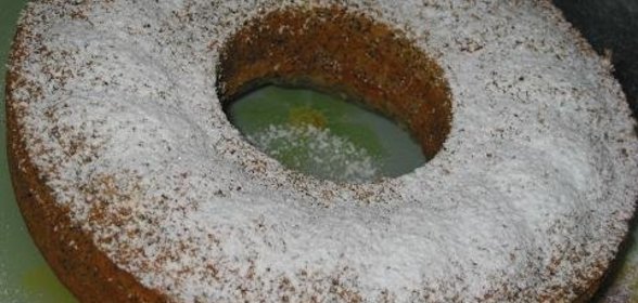 кекс с маком ,орехами и изюмом