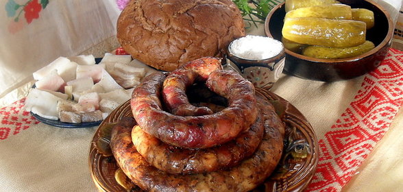 Деревенская пальцемпханная колбаса