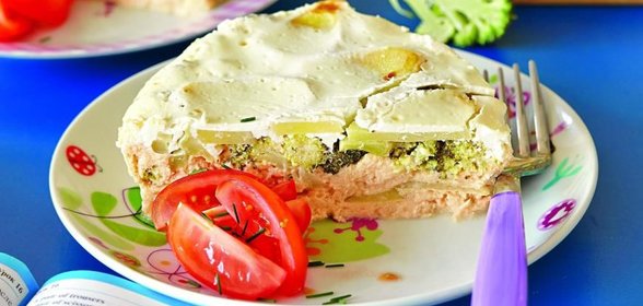 Запеканка из лосося с овощами