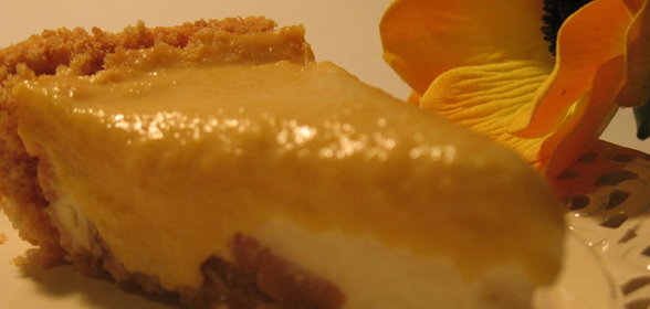 Чизкейк с абрикосами и шоколадно-абрикосовым ганашем