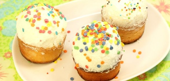 Пасхальные куличики с белковым кремом