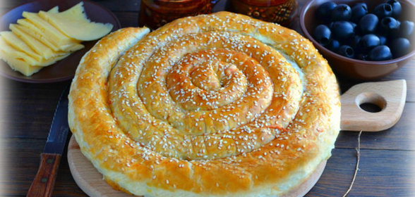 Слоеный пирог по-деревенски