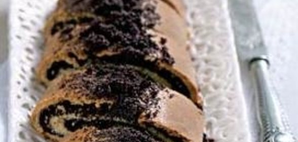 Рулет медовый с перцем и маком