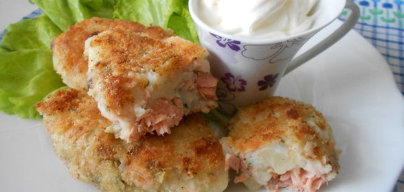 Картофельные пирожки с горбушей