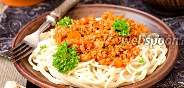 Бараний фарш с луком-пореем