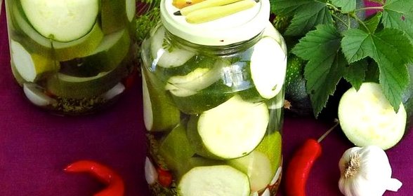 Пряные кабачки на зиму