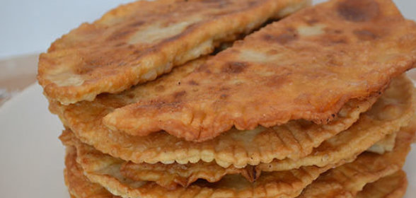 Чебуреки с говяжьим фаршем
