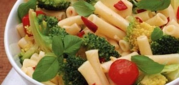 Слоеные трубочки с сырным кремом