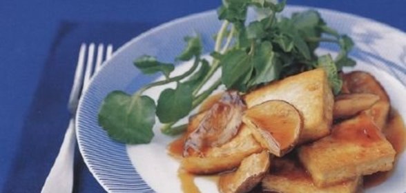 Жареный тофу с шампиньонами