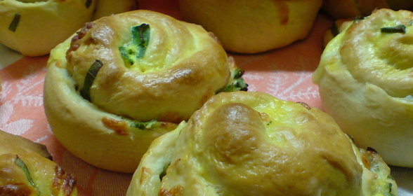 Турецкие витушки с сыром и зелёным луком